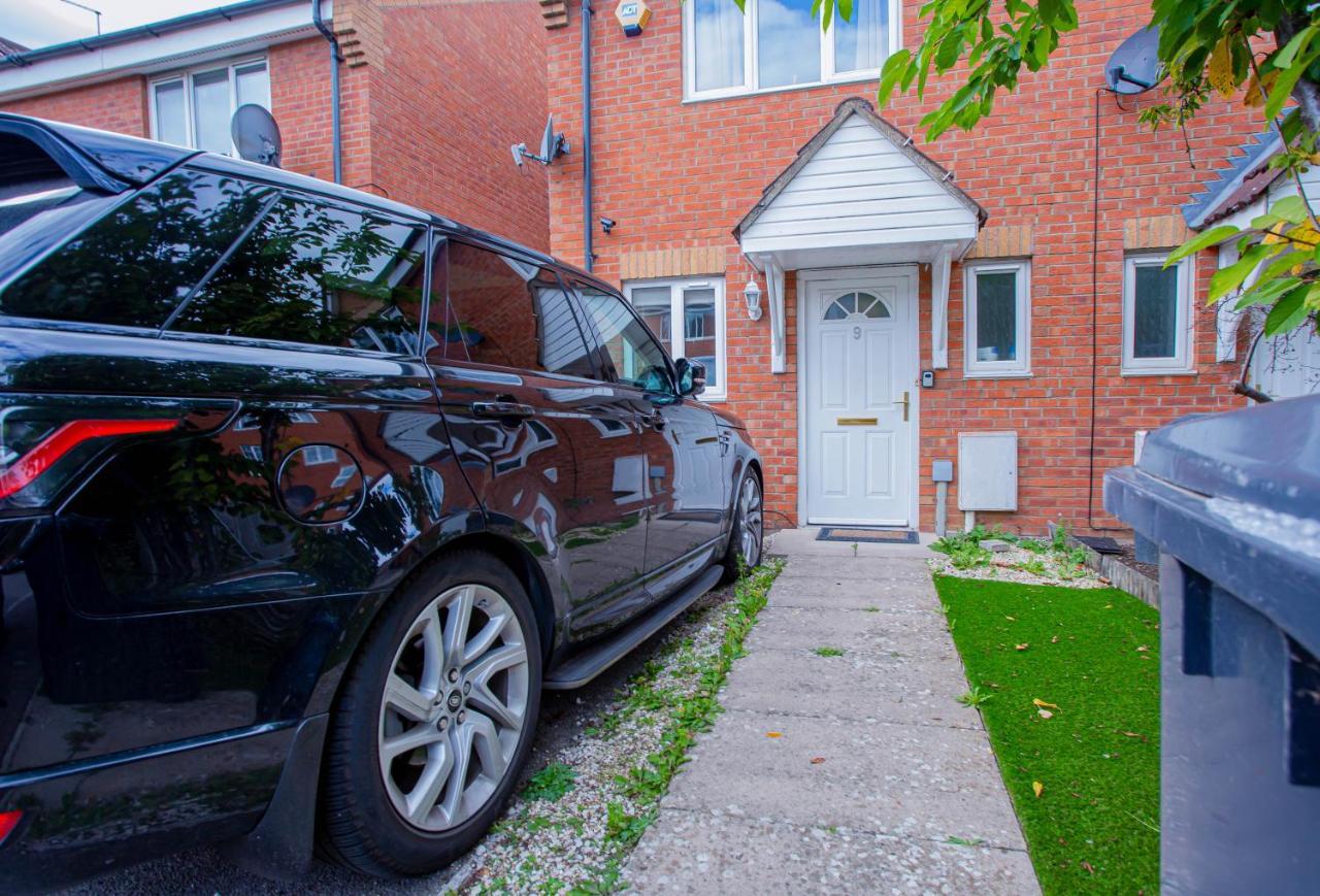 Intellect Suites Northampton Exterior photo